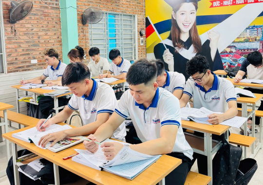 KHAI GIẢNG KHÓA A1 CÙNG NEW WORLD EDU!!!